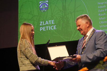 ZLATA PETICA 151 FOTO LJUBO VUKELIČ